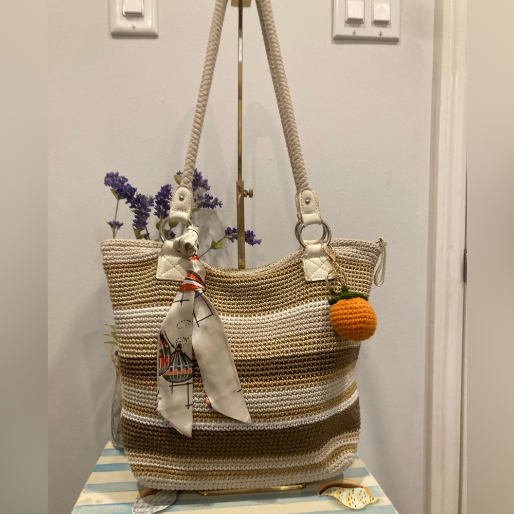 Luxy Crochet Striped Tote Bag in Tan and Cream 👙